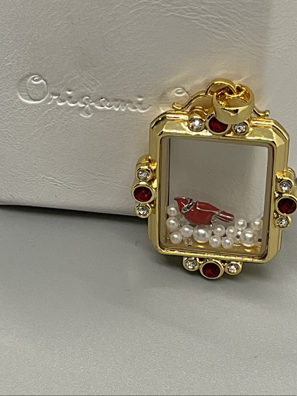 Origami Owl Gold Locket Brooch with Red Bird and Pearls